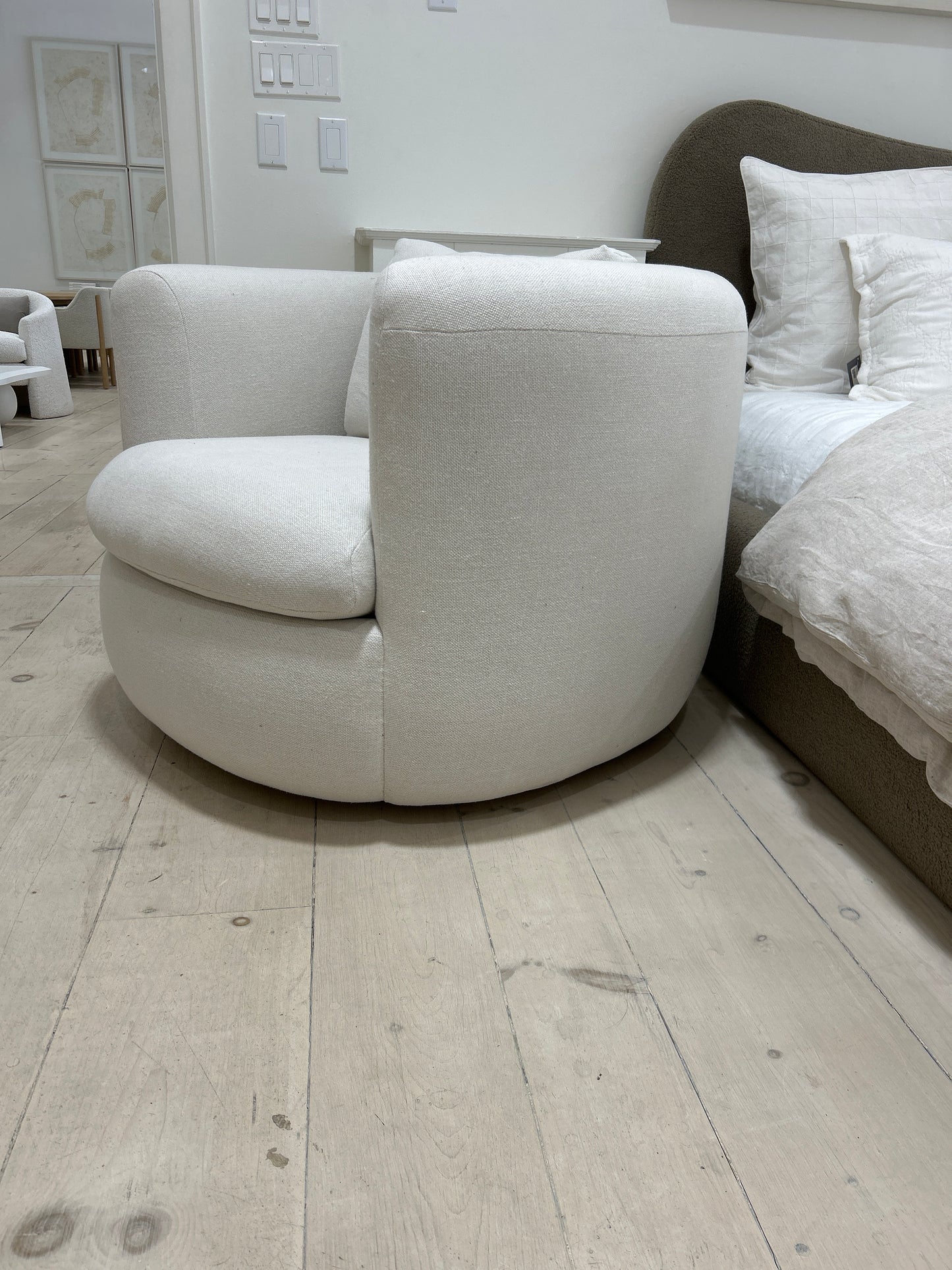 Cove Chair