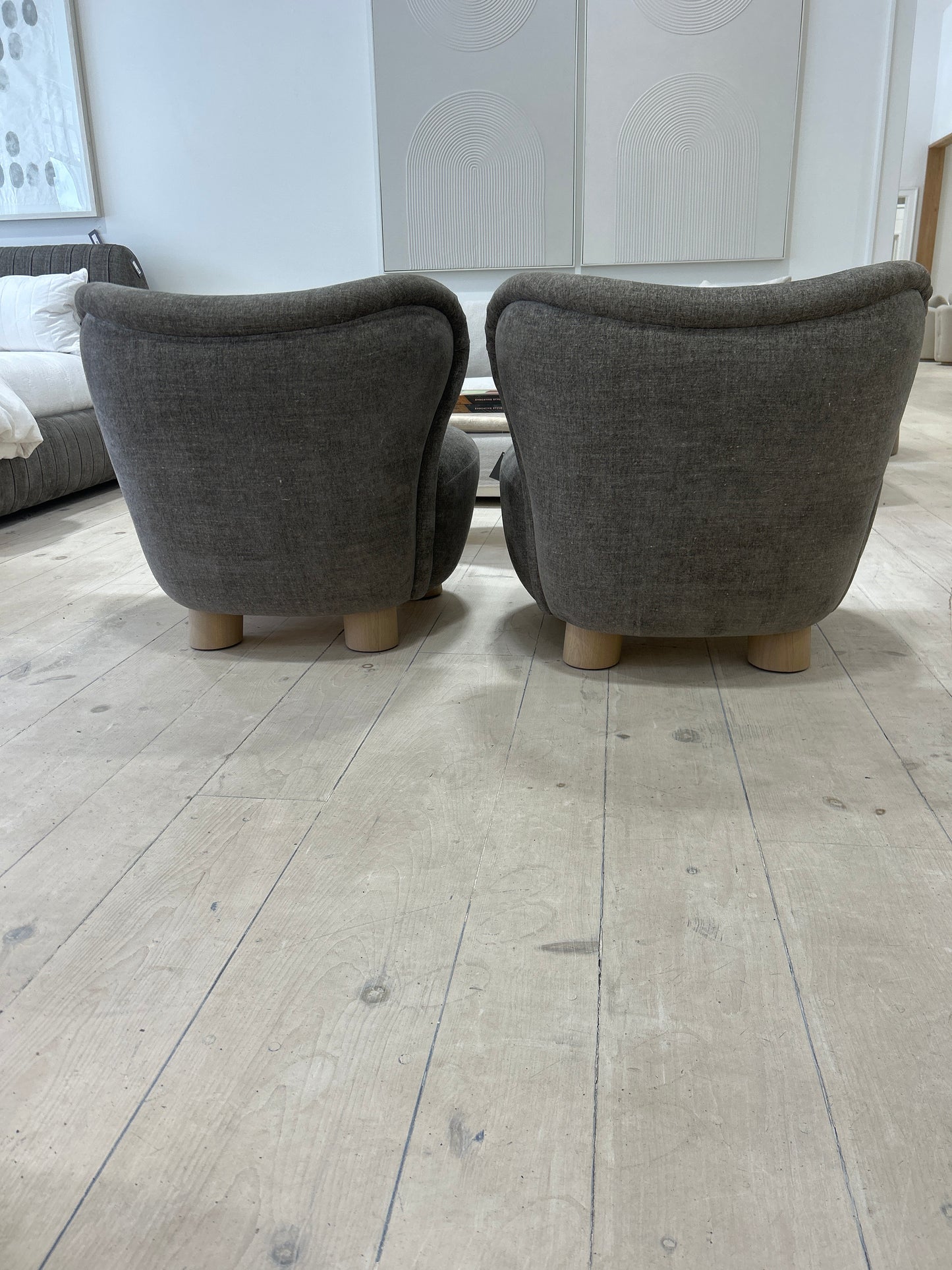 Ward Chair