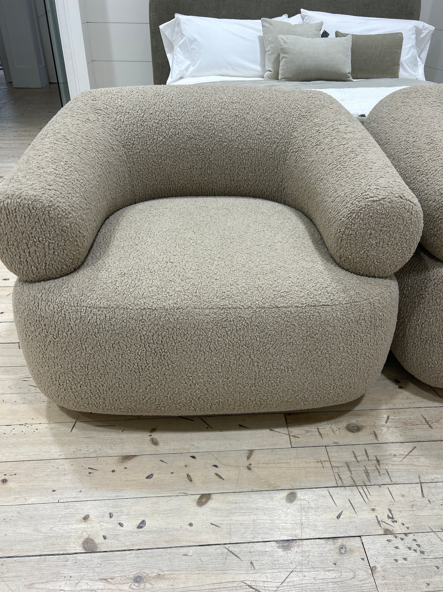 Stella Chair