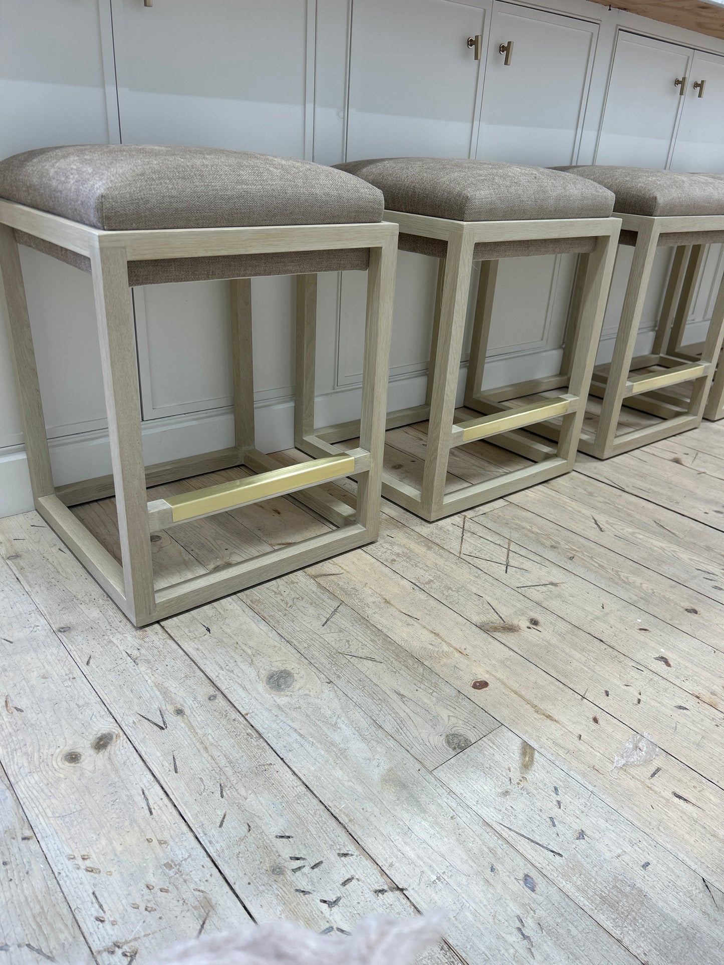 Hawk Counter Stool