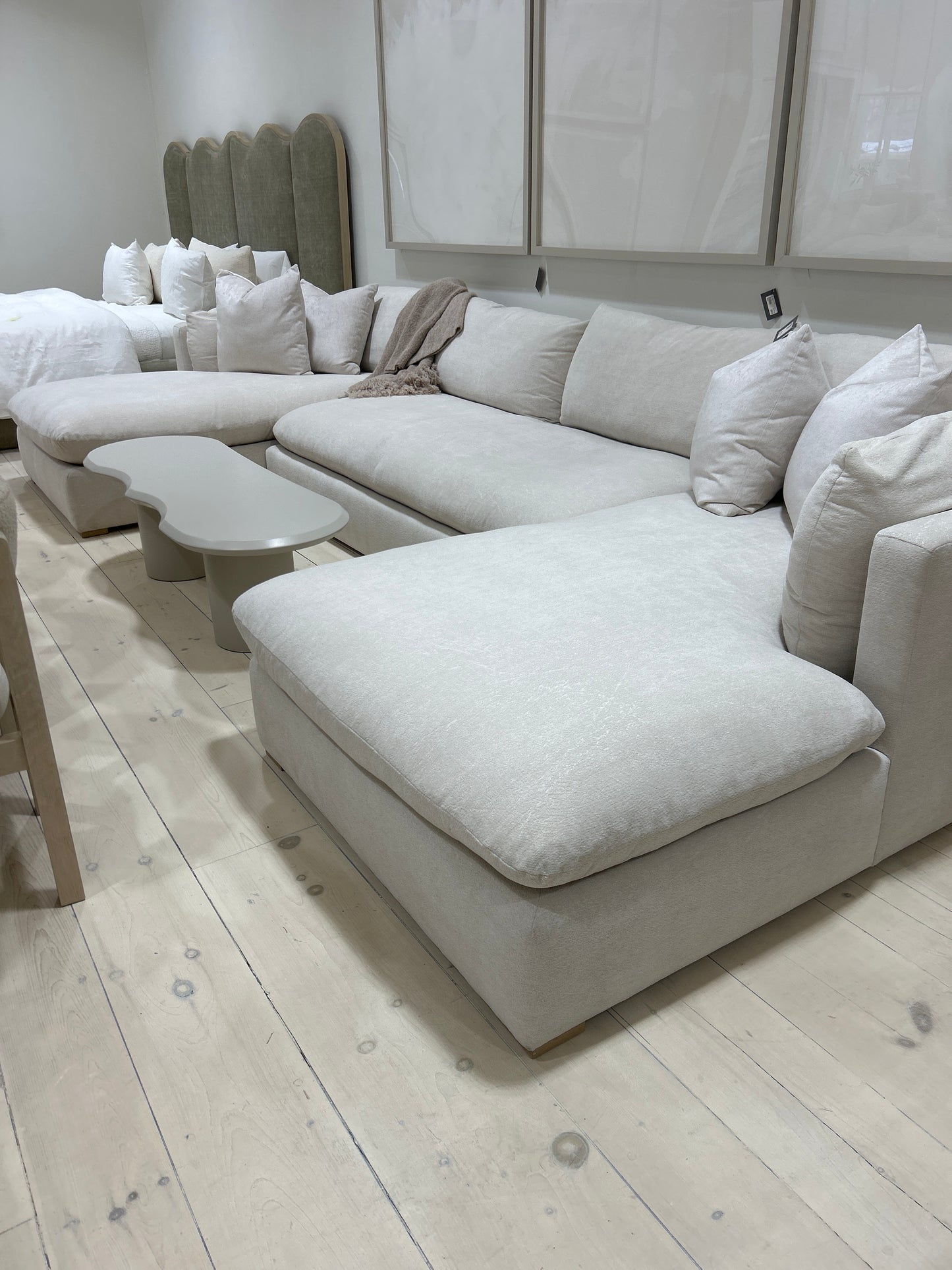 Monterey Exrta Deep Sectional