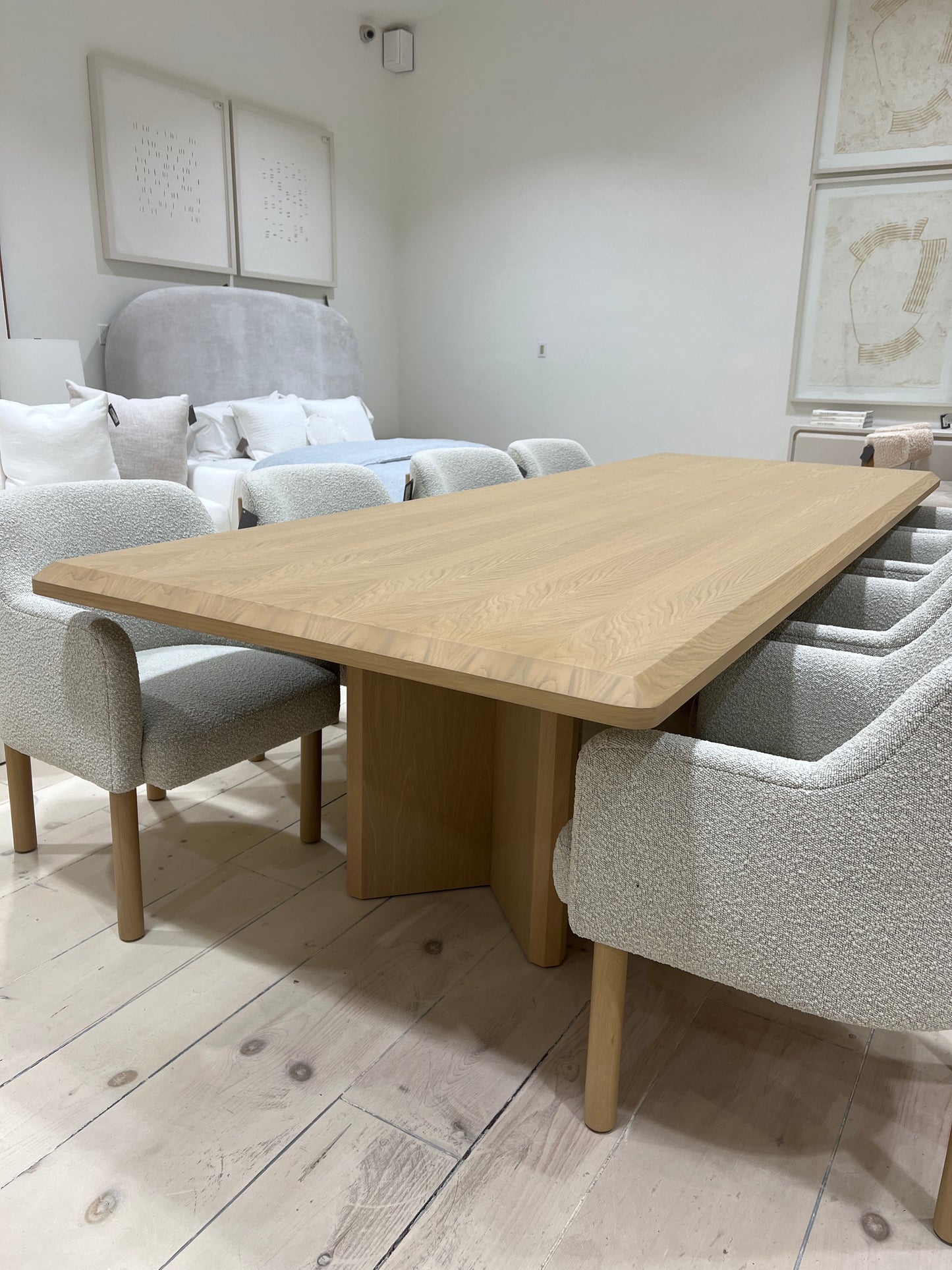 Clara Dining Table 120x42