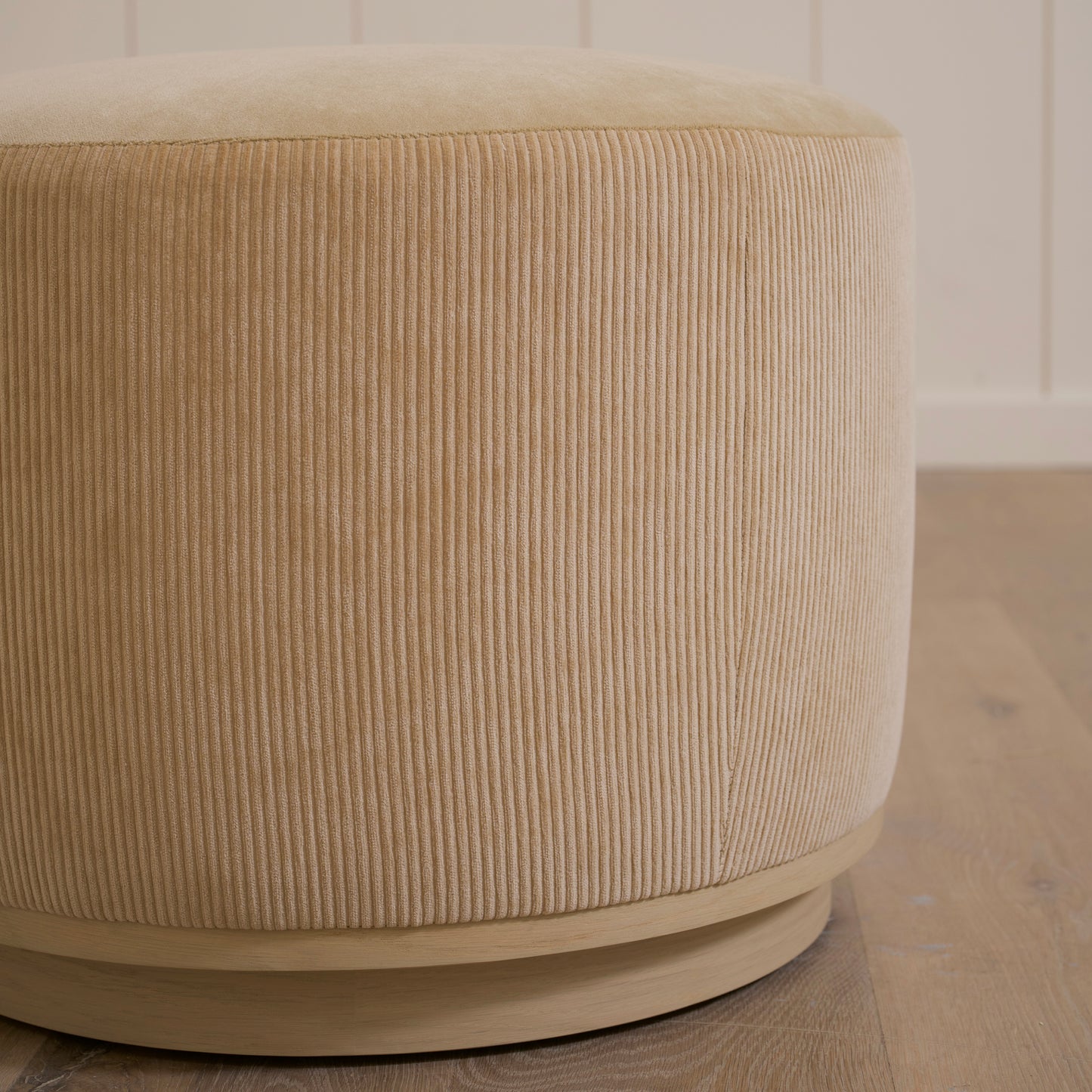 Noah Round Ottoman