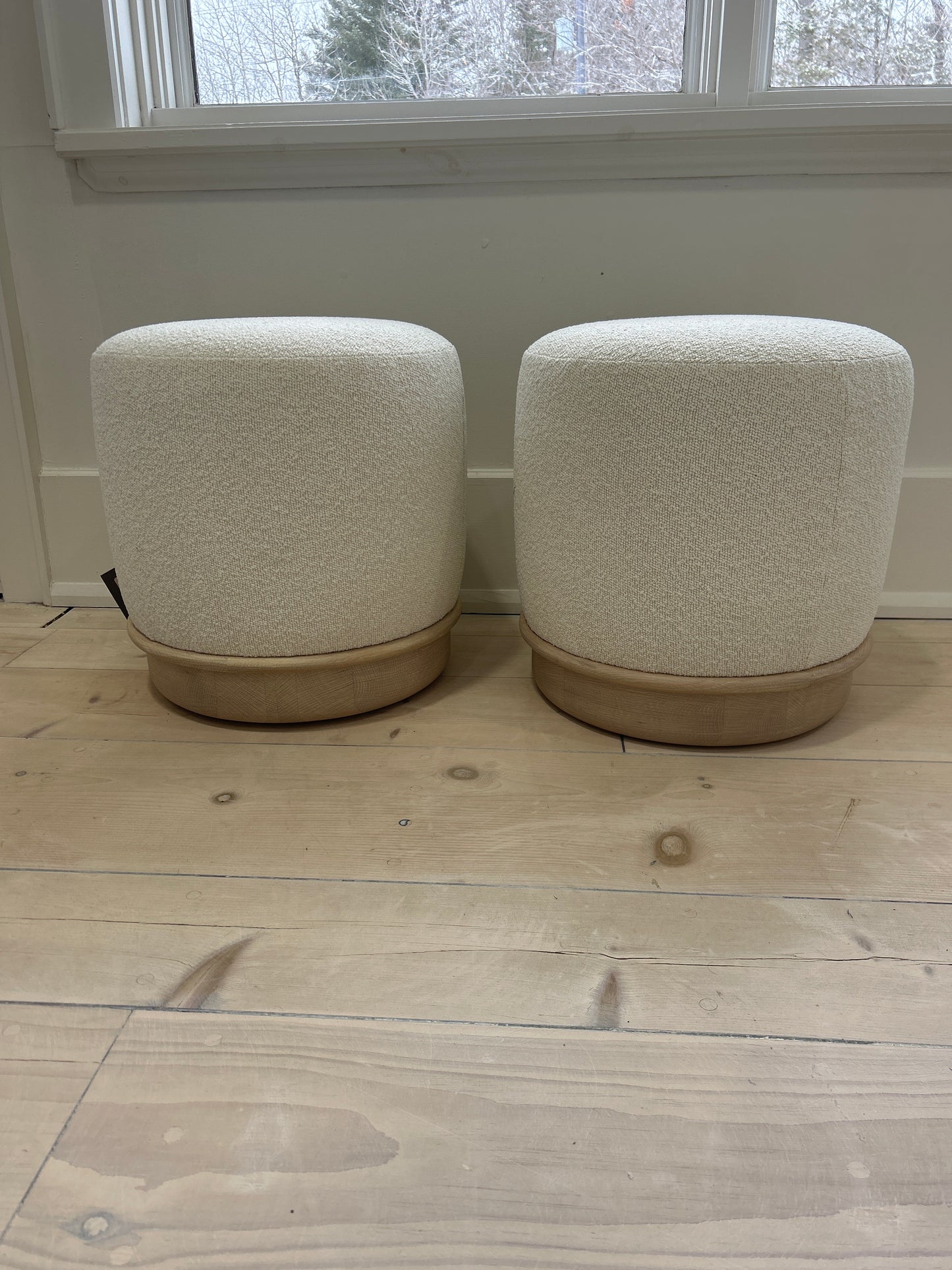 Noah Round Ottoman