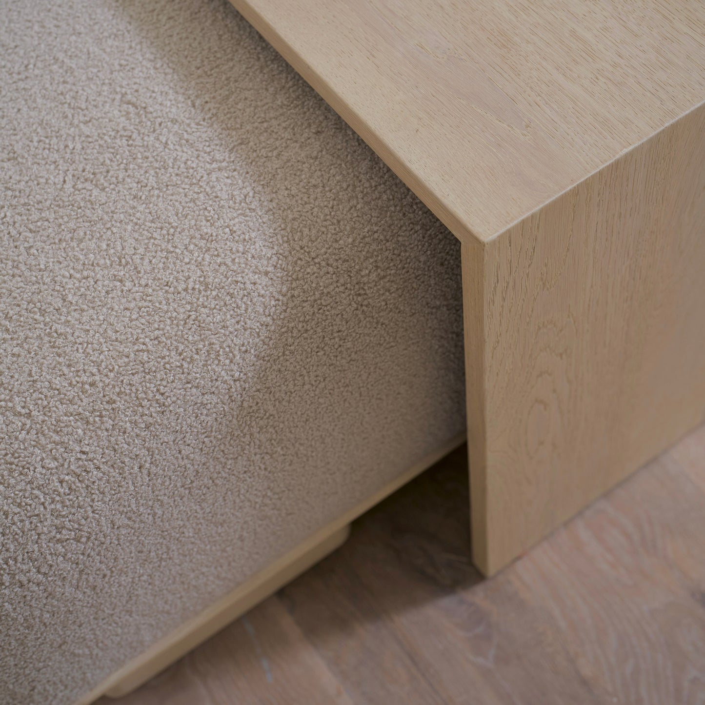 Noah Ottoman With Table