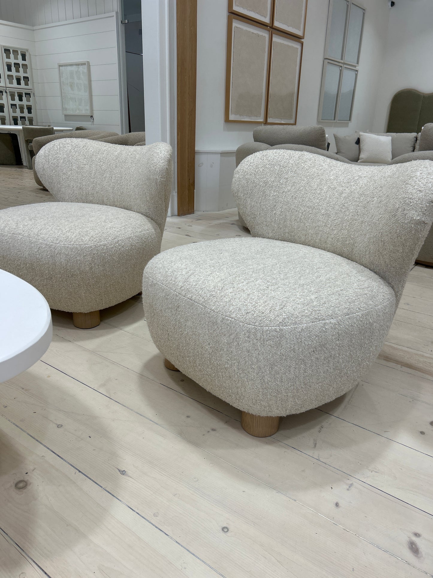 Ward Chair