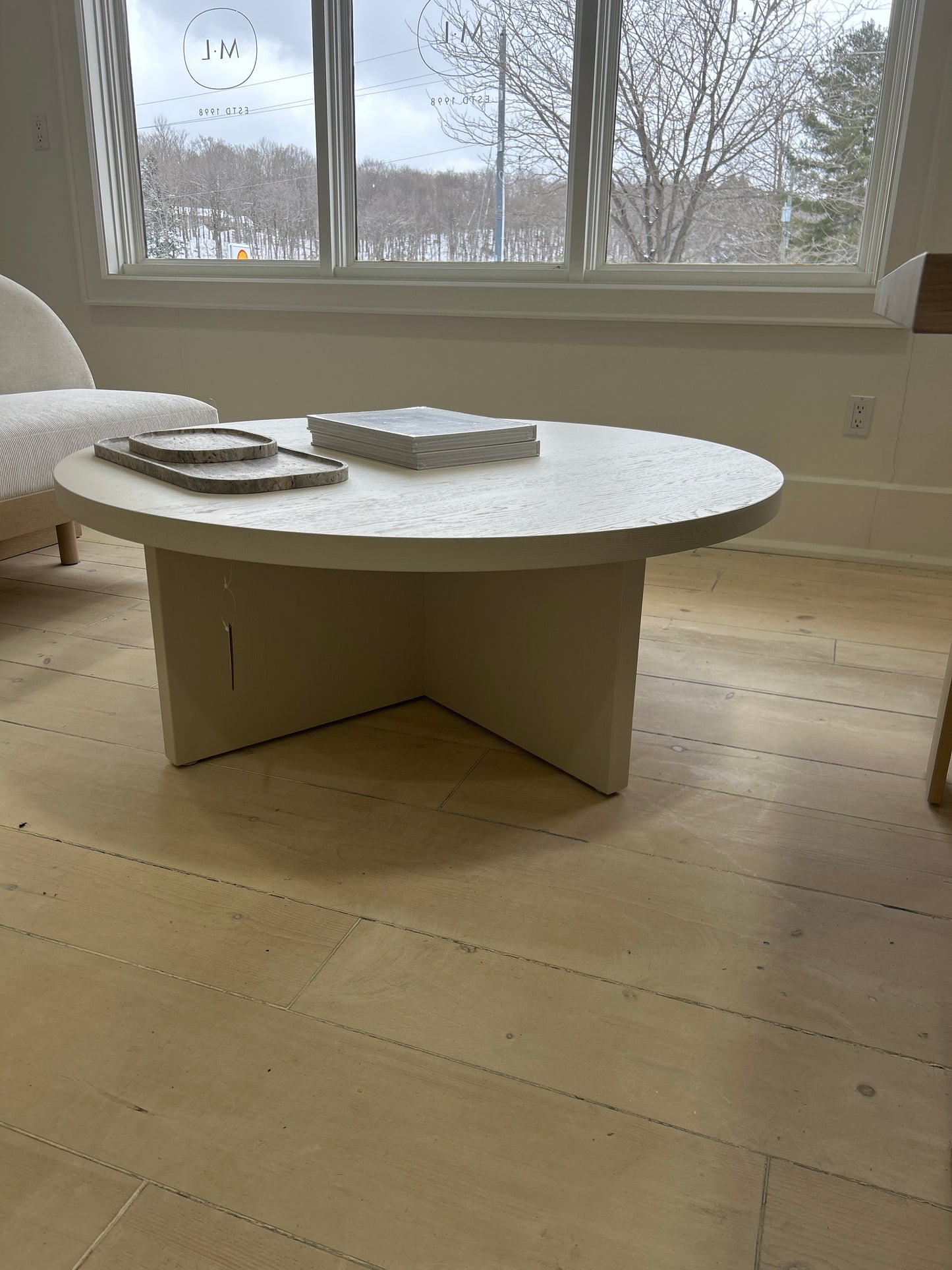 Stem Round Coffee Table