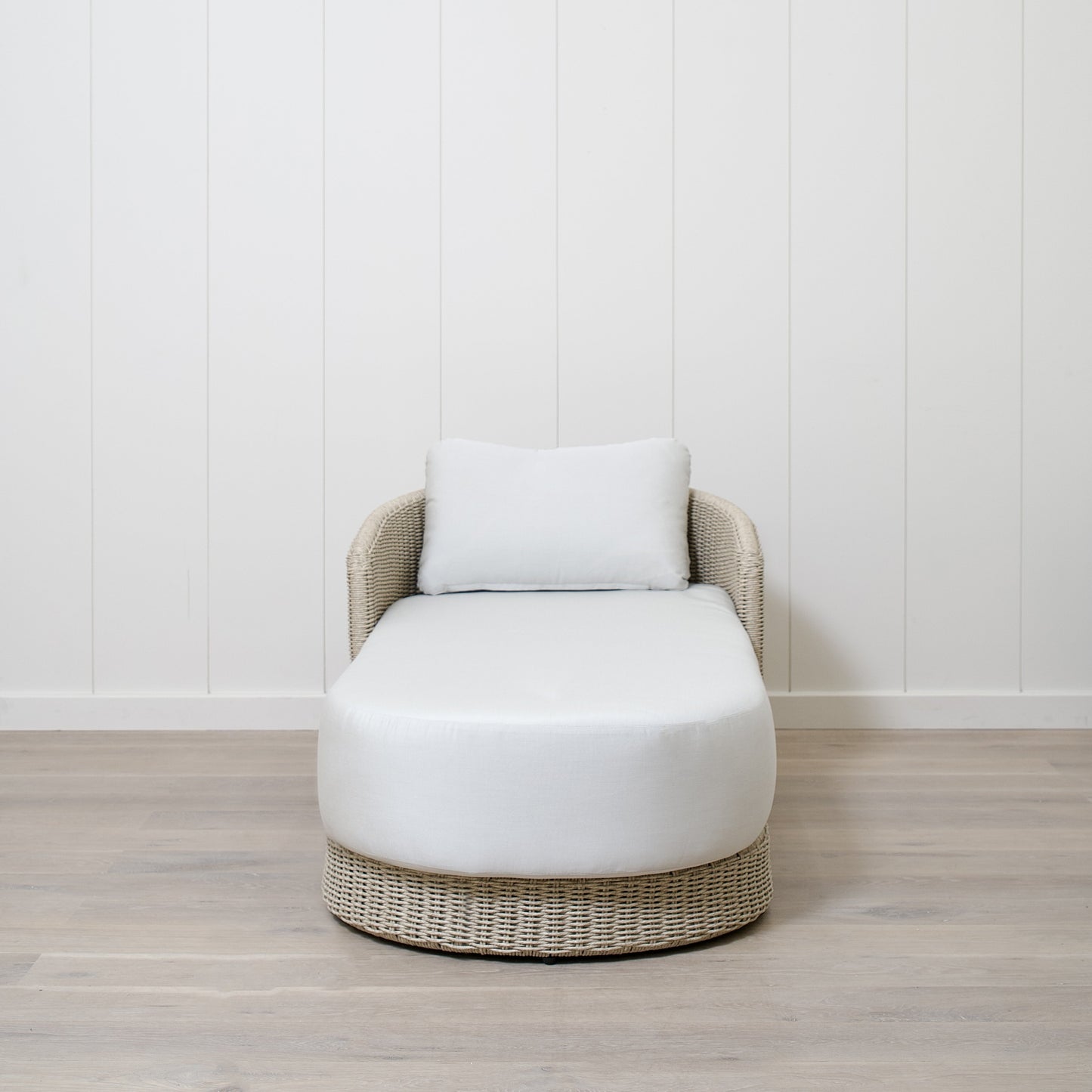 Ivy Outdoor Chaise