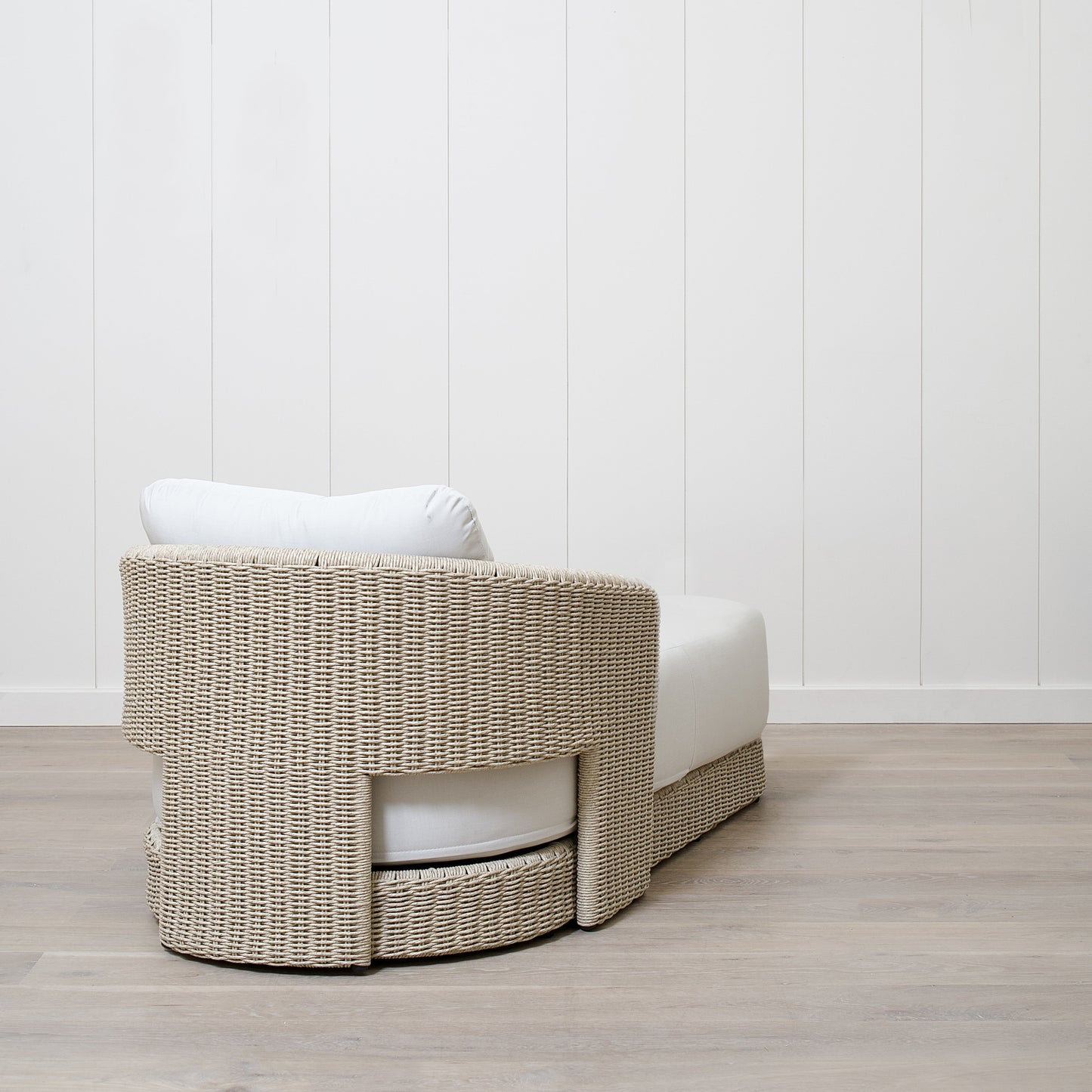 Ivy Outdoor Chaise