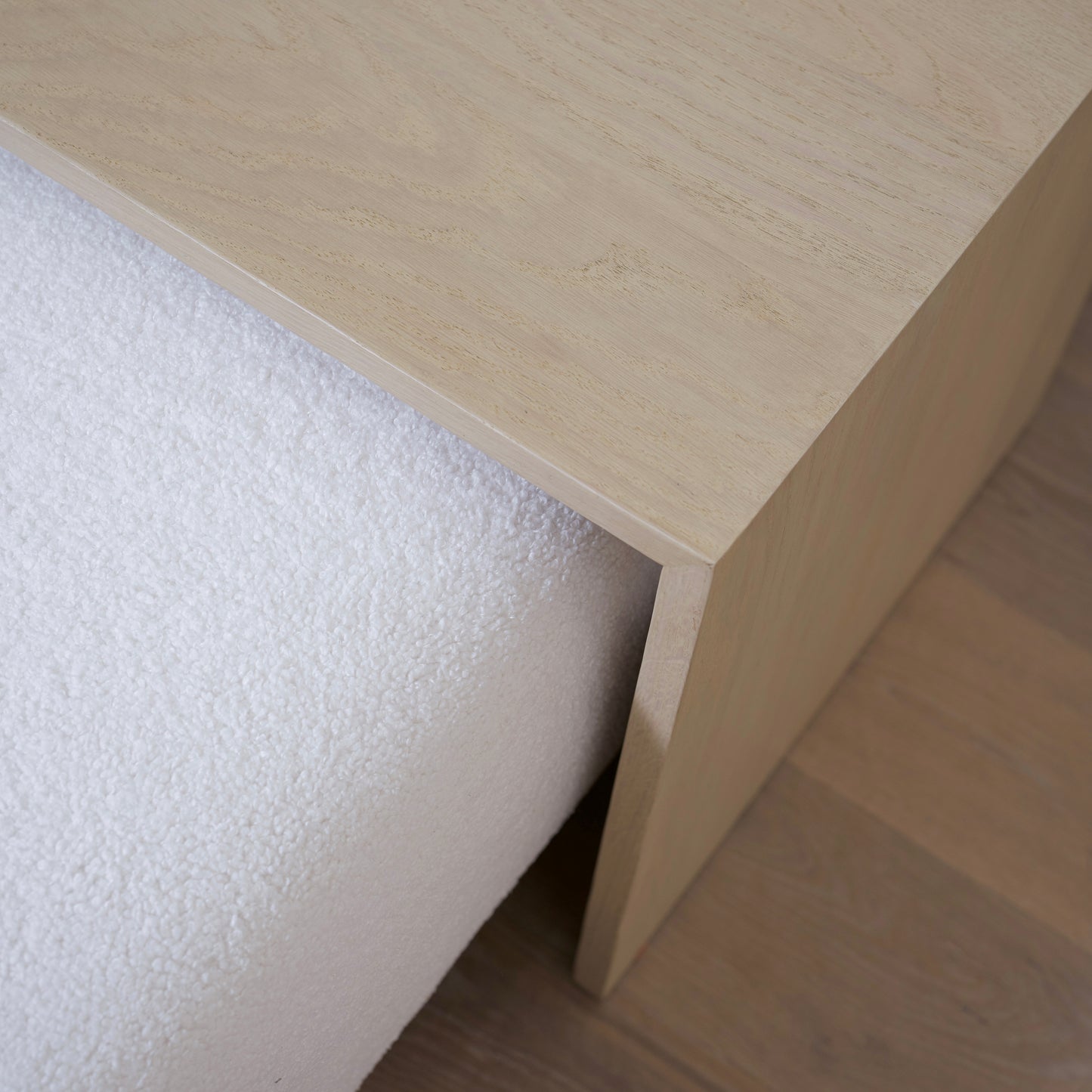 Noah Ottoman With Table