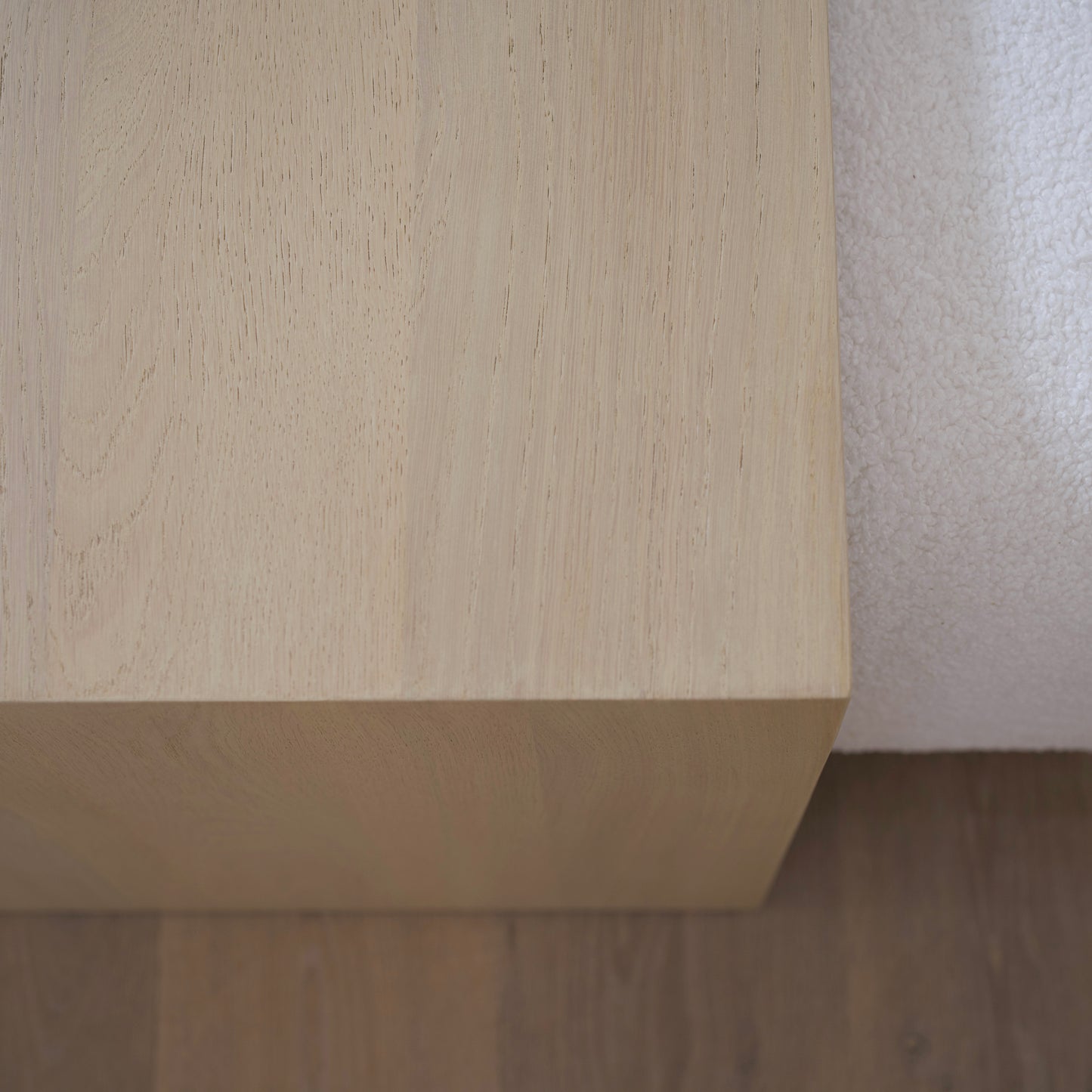 Noah Ottoman With Table