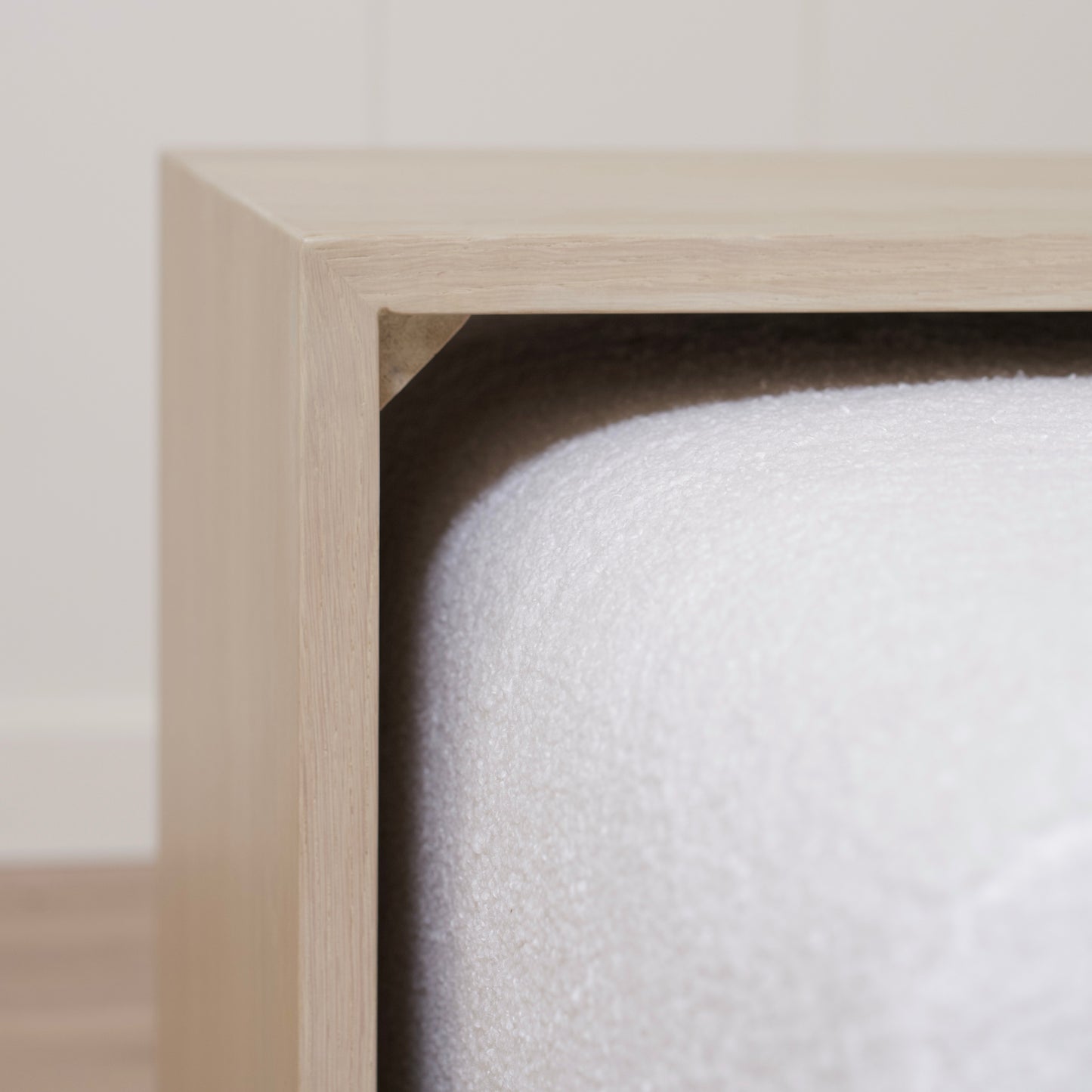 Noah Ottoman With Table