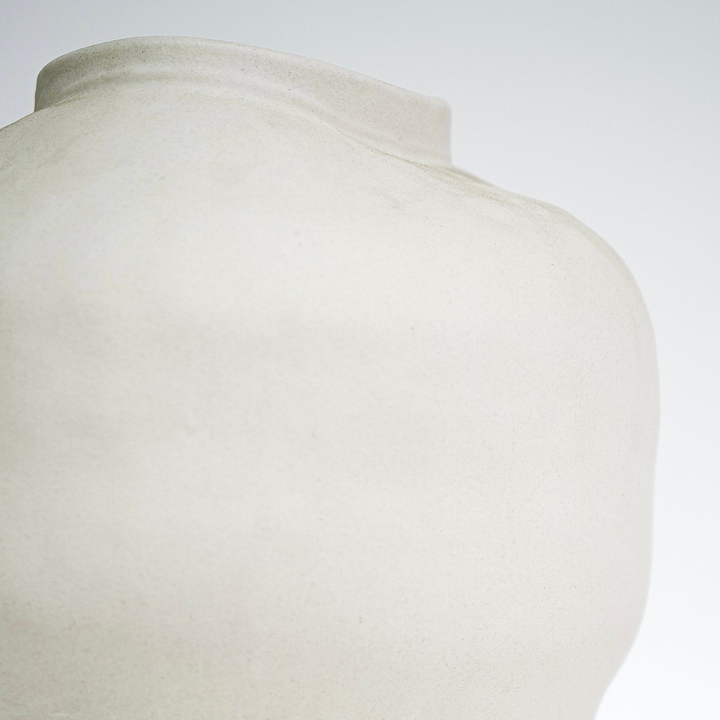 Canzo Vase