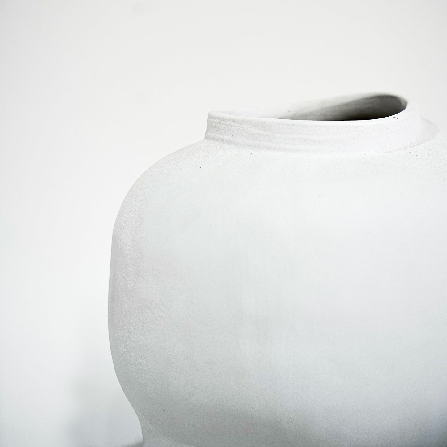 Canzo Vase
