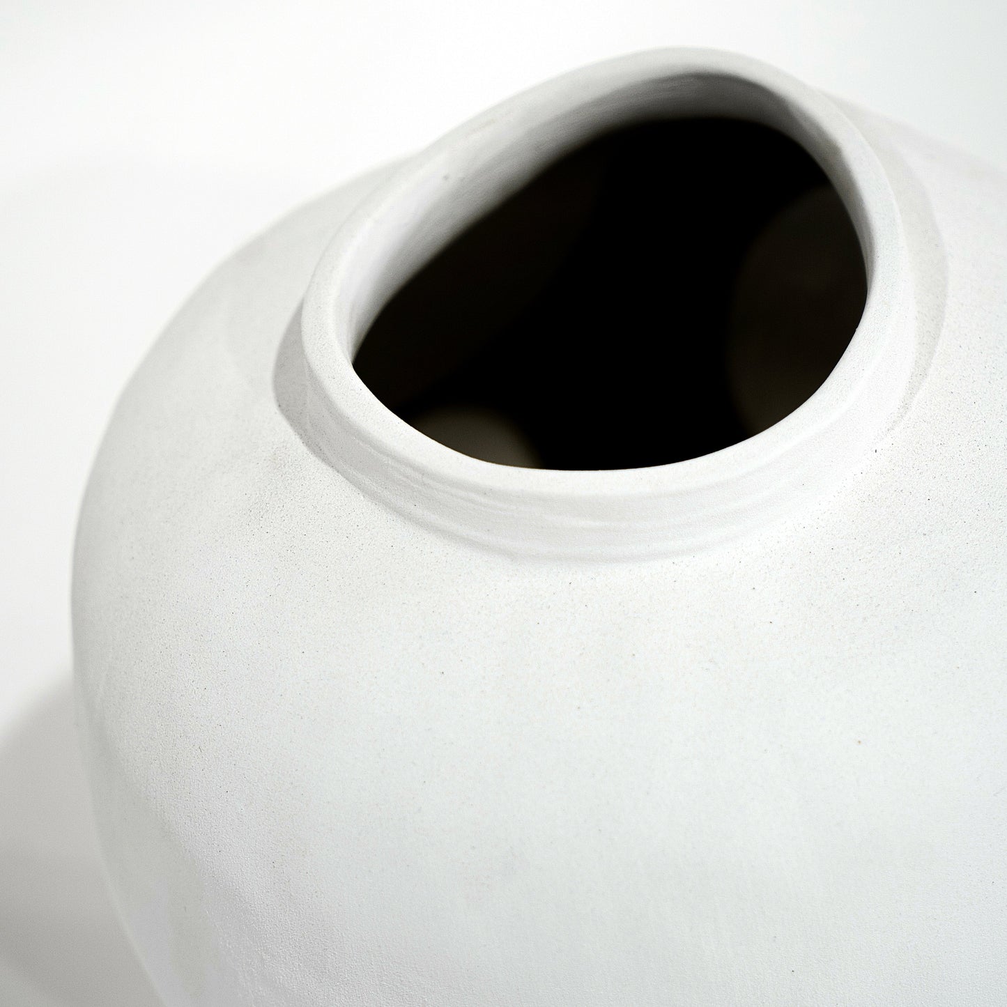 Canzo Vase