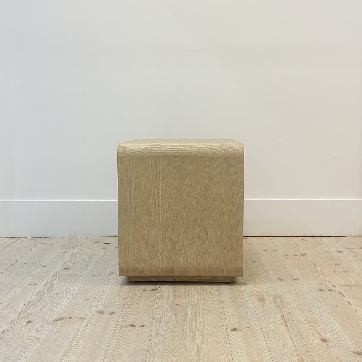Noelle Nightstand