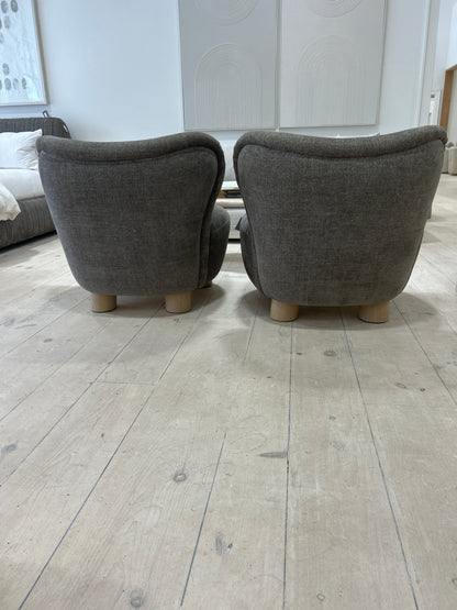 Ward Chair