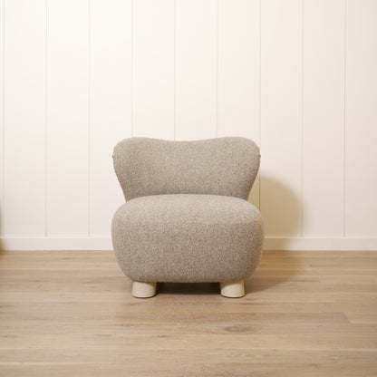 Ward Chair