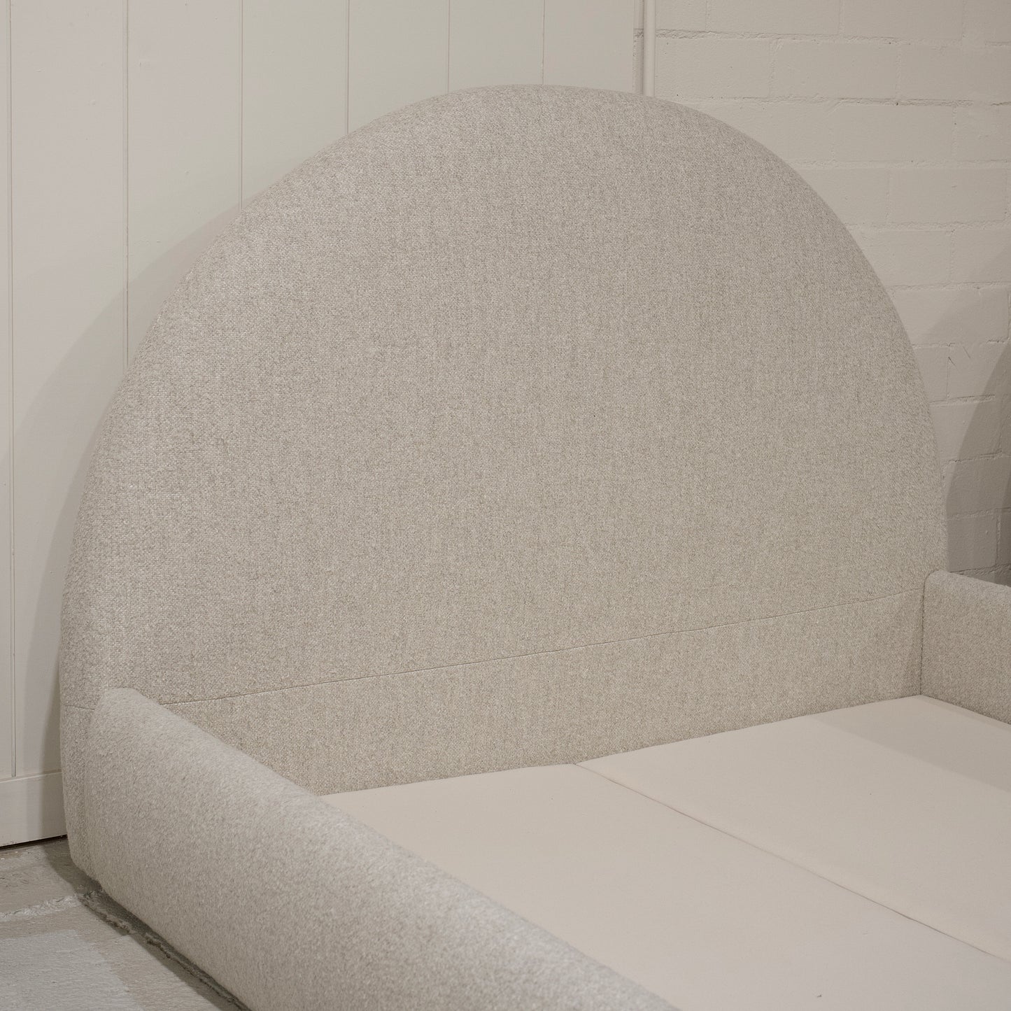 Demi Bed