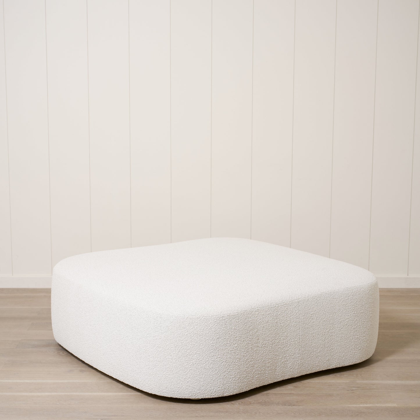 Holly Ottoman With Table