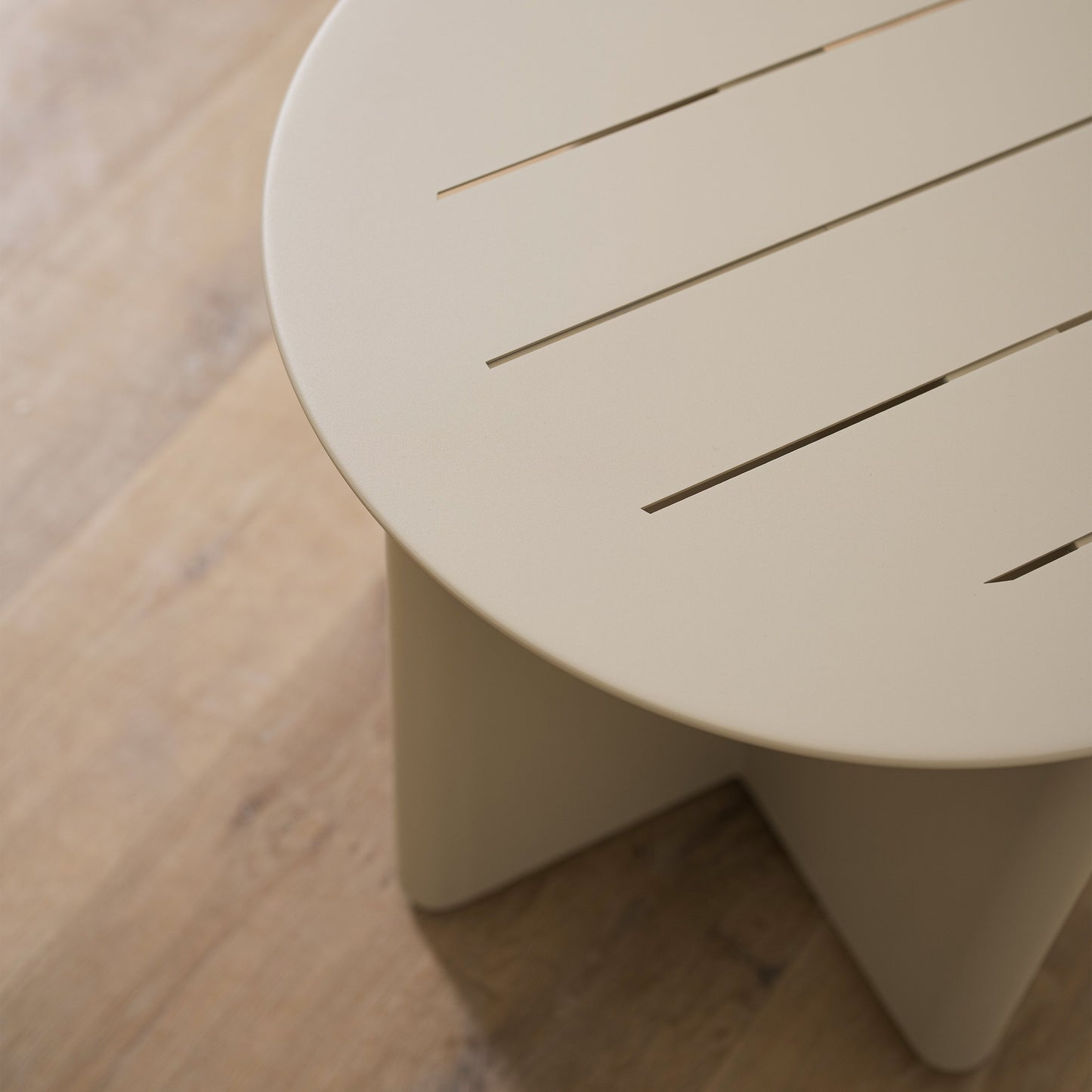 Hollis Outdoor Side Table