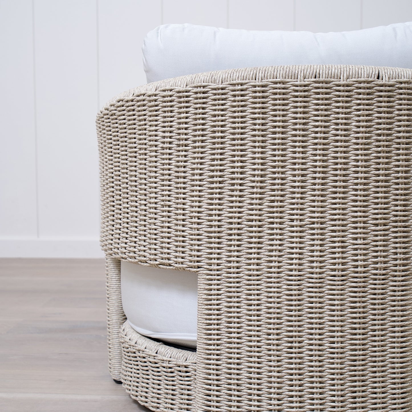 Ivy Outdoor Chaise