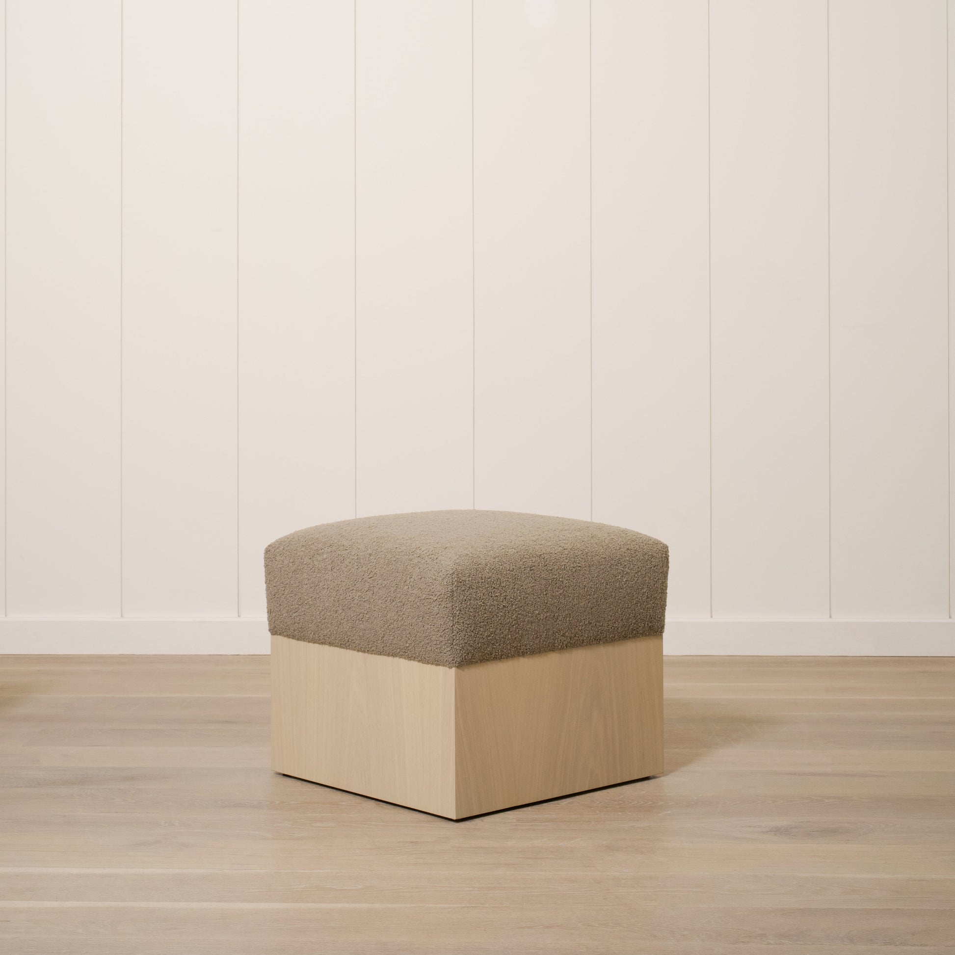 As Shown: 21"L x 21"D x 18"H | Fabric: Peak Cocoa | Material: Solid & Engineered Oak | Finish: Sand