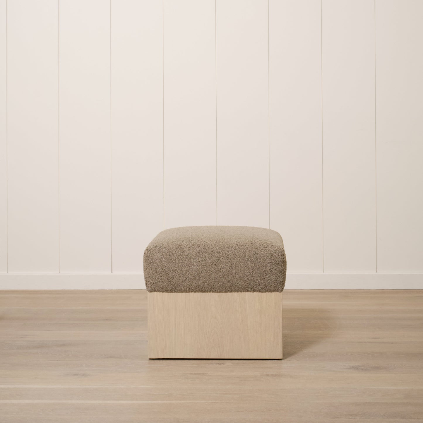 As Shown: 21"L x 21"D x 18"H | Fabric: Peak Cocoa | Material: Solid & Engineered Oak | Finish: Sand