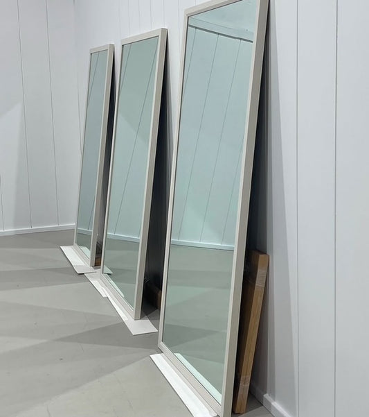 Mirrors Custom